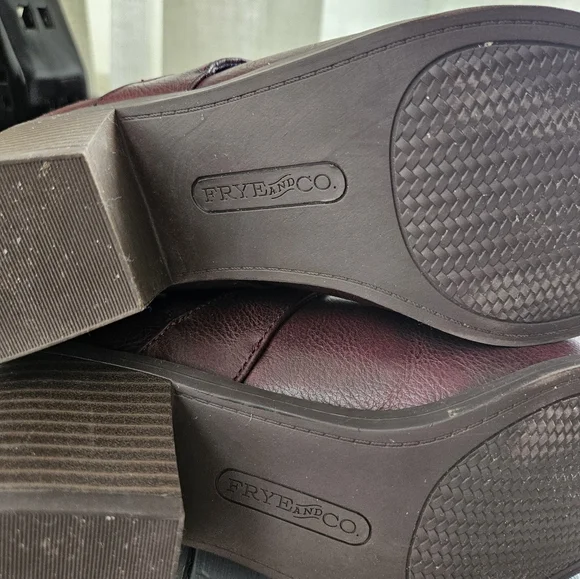 Frye & Co Pembrooke Boots in Redwood - Picture 6 of 6